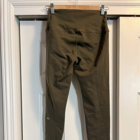 ALO Yoga Dark Gray Leggings - Picture 4 of 5